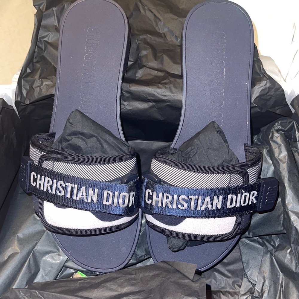 Dior Revolution Slide